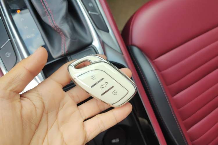 Used MG HS 2018 30T Automatic 2WD Trophy Hormone-Driven Edition China V Standard Vehicle Key