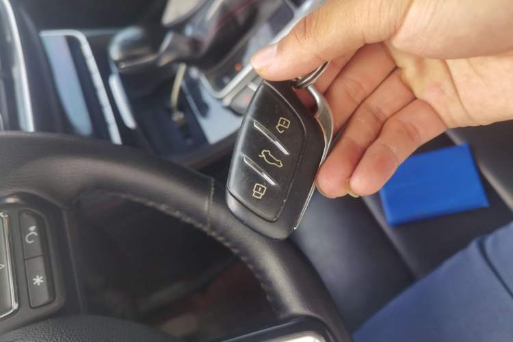 Used MG HS 2018 20T Automatic Two-Wheel Drive Hormone Dynamic Edition China V Standard Vehicle Key