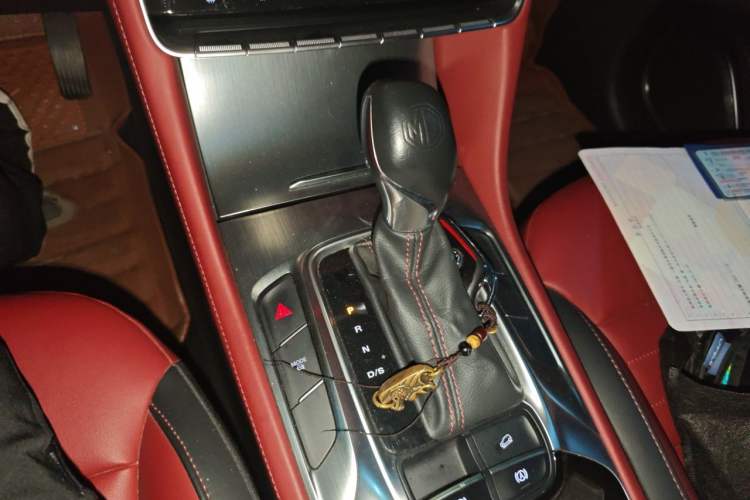 Used MG HS 2019 20T Automatic Two-Wheel Drive Trophy Super Sport Version China VI Standard Gear Lever