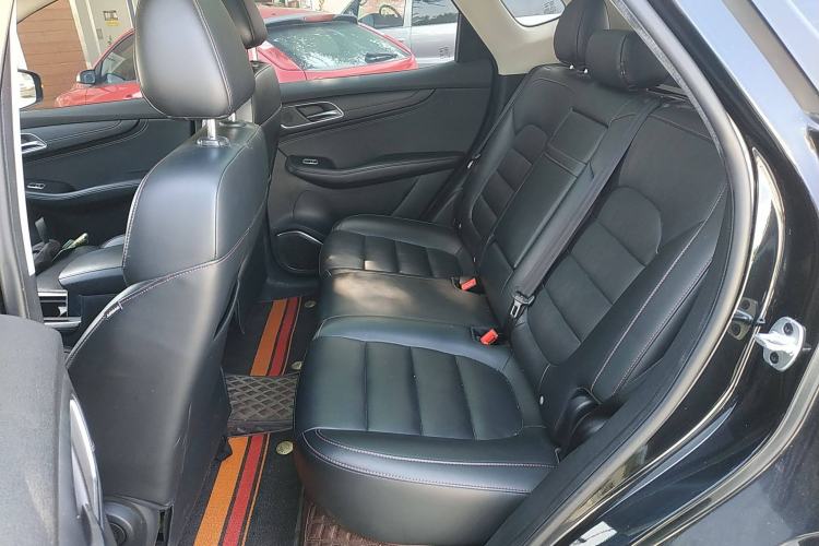 Used MG HS 2019 20T Automatic Two-Wheel Drive Luxury Edition China VI Standard Left Rear Seat