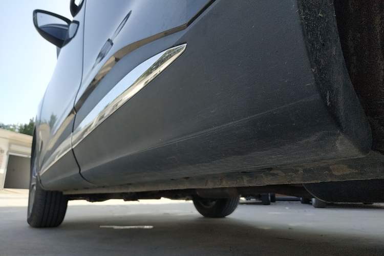 Used MG HS 2019 20T Automatic Two-Wheel Drive Luxury Edition China VI Standard Left Side Sill