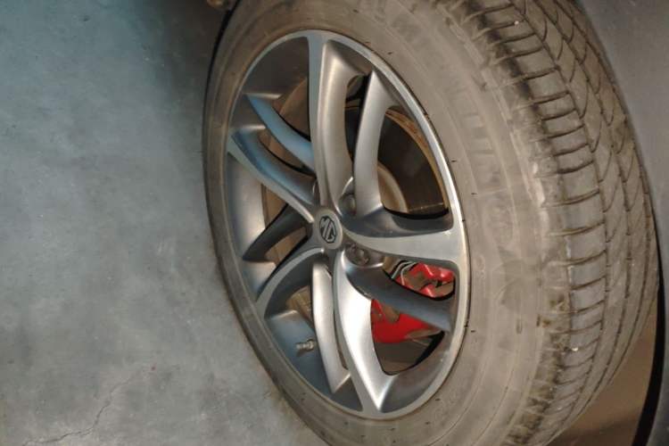 Used MG HS 2019 20T Automatic Two-Wheel Drive Trophy Super Sport Version China VI Standard Right Front Wheel Hub