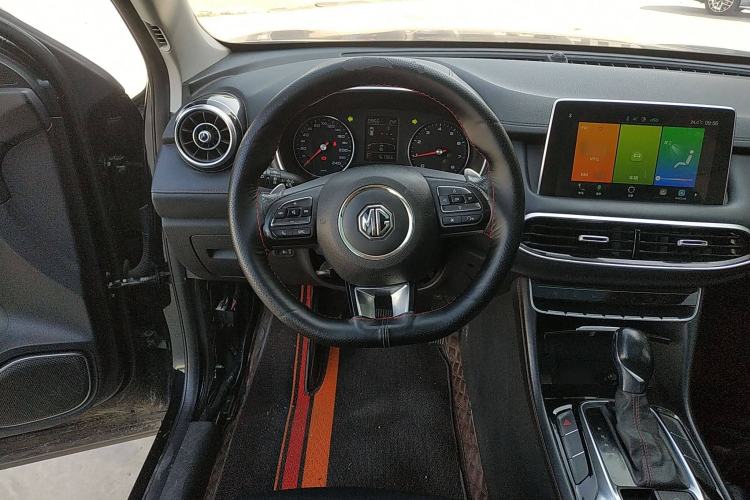 Used MG HS 2019 20T Automatic Two-Wheel Drive Luxury Edition China VI Standard Steering Wheel