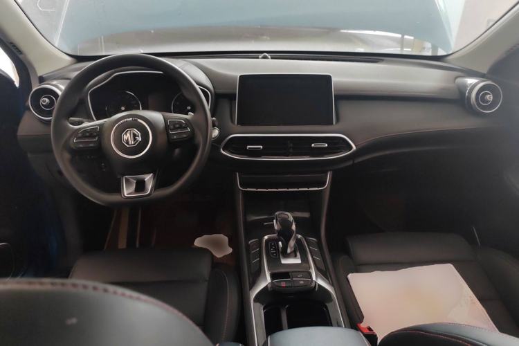 Used MG HS 2019 20T Automatic Two-Wheel Drive Luxury Edition China VI Standard Center Console