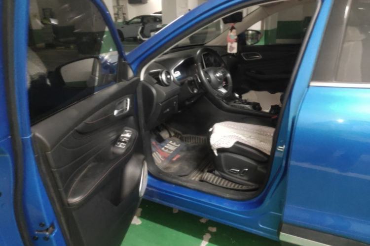 Used MG HS 2019 30T Automatic 2WD Trophy Supreme Edition China VI Standard Driver Seat