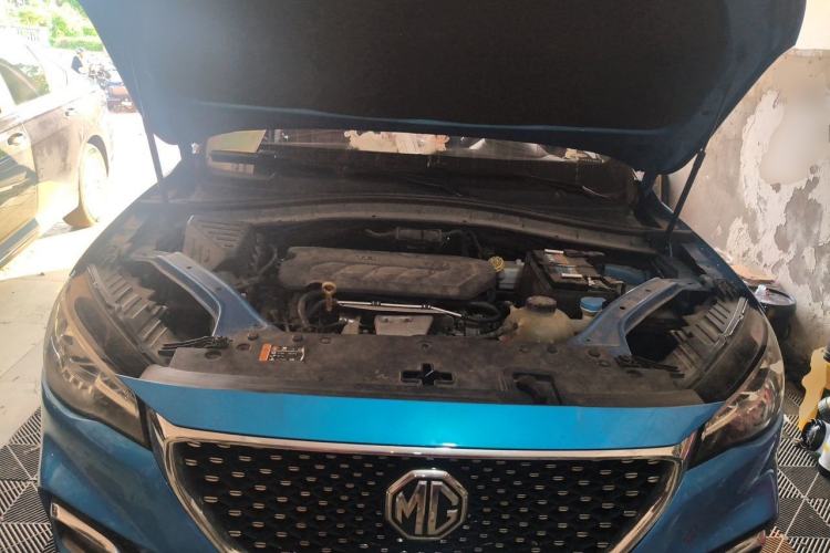 Used MG HS 2019 30T Automatic 2WD Trophy Supreme Edition China VI Standard Engine Bay