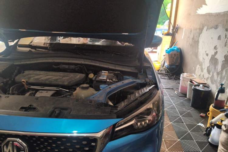 Used MG HS 2019 30T Automatic 2WD Trophy Supreme Edition China VI Standard Engine Bay Left