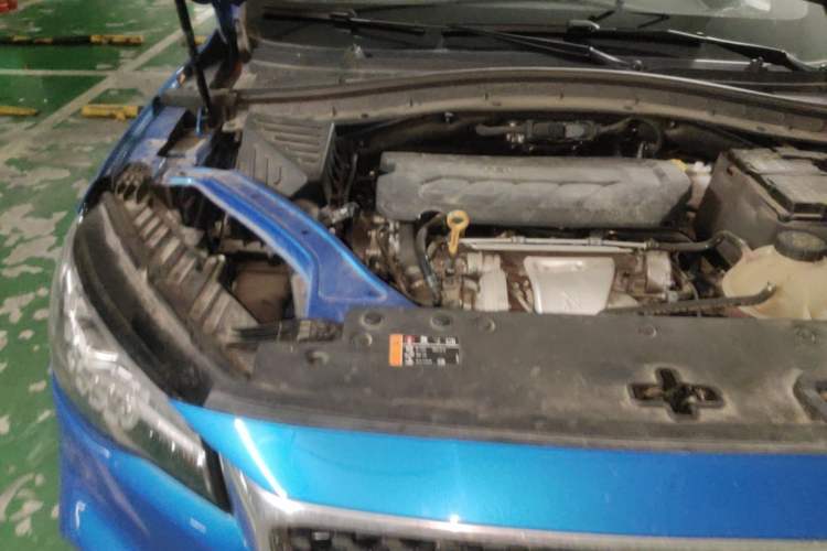 Used MG HS 2019 30T Automatic 2WD Trophy Supreme Edition China VI Standard Engine Bay Right