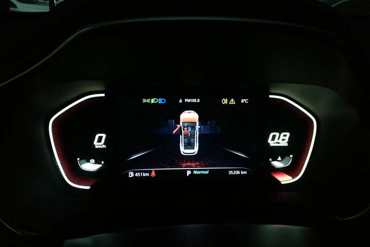 Used MG HS 2019 20T Automatic Two-Wheel Drive Trophy Super Sport Version China VI Standard Instrument Cluster
