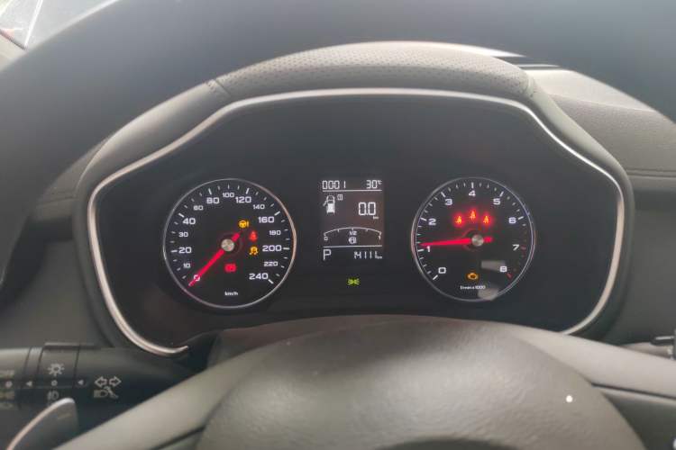 Used MG HS 2019 20T Automatic Two-Wheel Drive Luxury Edition China VI Standard Instrument Cluster