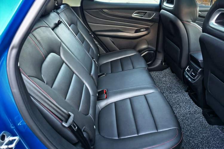 Used MG HS 2019 20T Automatic Two-Wheel Drive Trophy Super Sport Version China VI Standard Interior 9