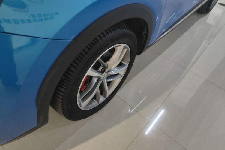 Used MG HS 2019 30T Automatic 2WD Trophy Enhanced Version China VI Standard Left Front Wheel Hub