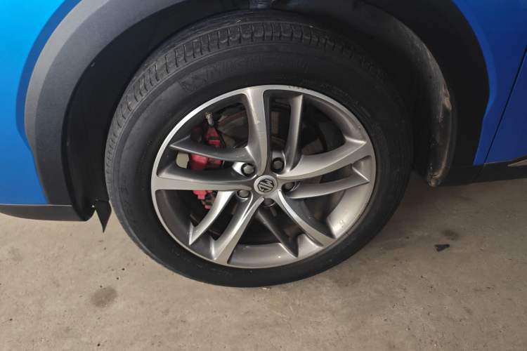 Used MG HS 2019 20T Automatic Two-Wheel Drive Trophy Super Sport Version China VI Standard Left Front Wheel Hub