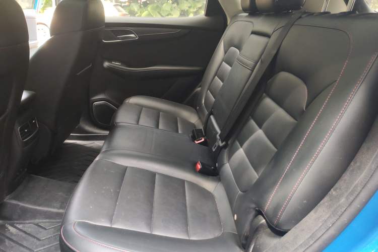 Used MG HS 2019 20T Automatic Two-Wheel Drive Luxury Edition China VI Standard Left Rear Seat