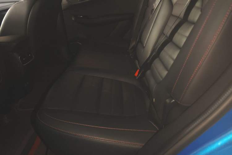 Used MG HS 2019 20T Automatic Two-Wheel Drive Trophy Super Sport Version China VI Standard Left Rear Seat