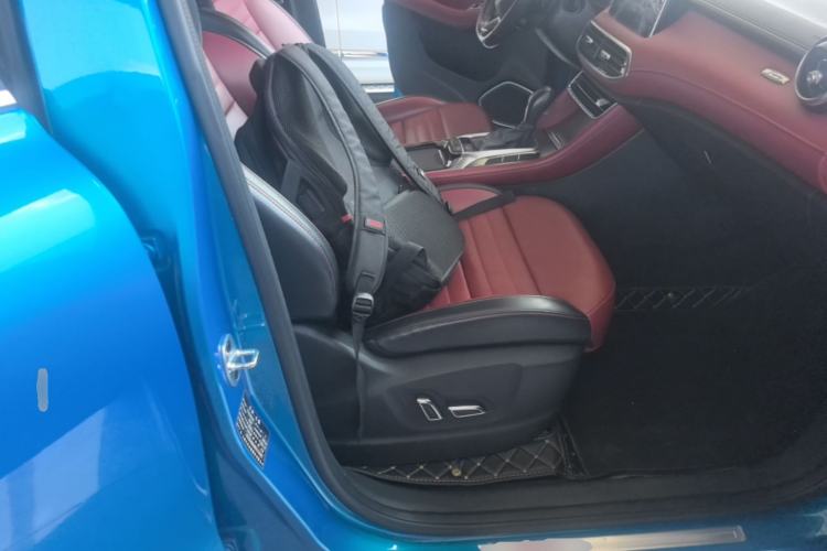 Used MG HS 2019 20T Automatic Two-Wheel Drive Trophy Super Sport Version China VI Standard Right Front Seat