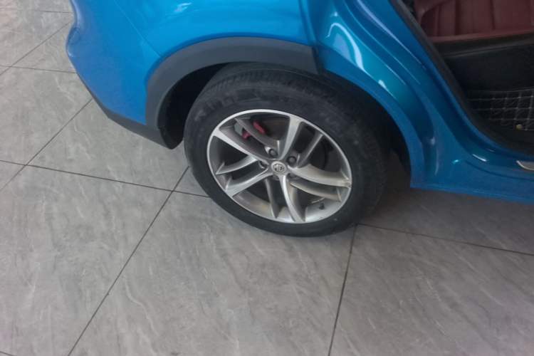 Used MG HS 2019 20T Automatic Two-Wheel Drive Trophy Super Sport Version China VI Standard Right Rear Wheel Hub