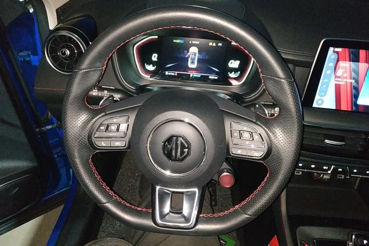 Used MG HS 2019 20T Automatic Two-Wheel Drive Trophy Super Sport Version China VI Standard Steering Wheel