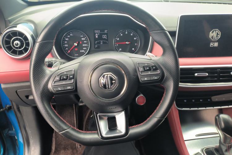 Used MG HS 2019 20T Automatic Two-Wheel Drive Trophy Super Sport Version China VI Standard Steering Wheel