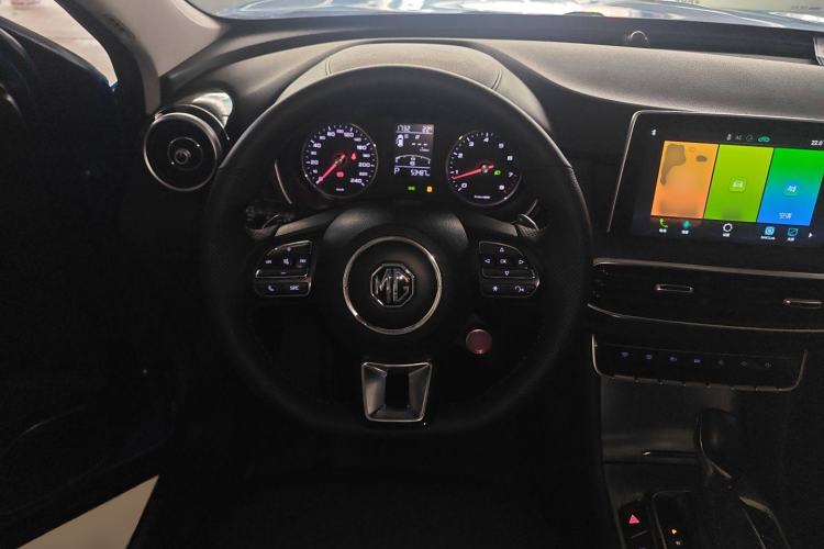Used MG HS 2019 20T Automatic Two-Wheel Drive Trophy Super Sport Version China VI Standard Steering Wheel