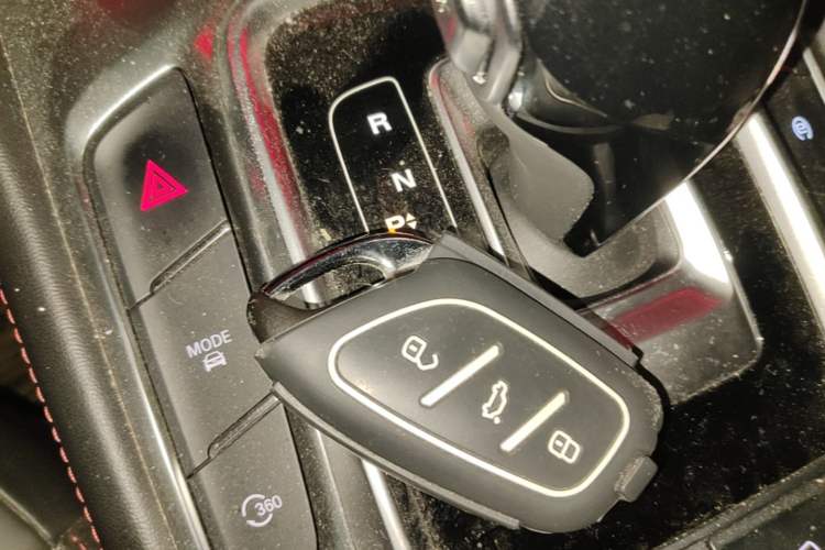 Used MG HS 2019 30T Automatic 2WD Trophy Supreme Edition China VI Standard Vehicle Key