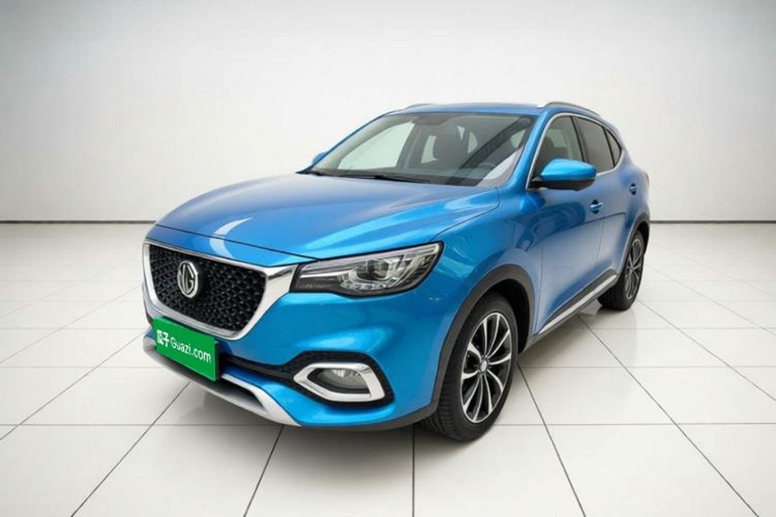 Фото MG с площадки