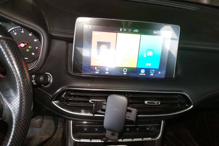 Used MG HS 2019 20T Automatic Two-Wheel Drive Trophy Super Sport Version China VI Standard Audio And AC Panel