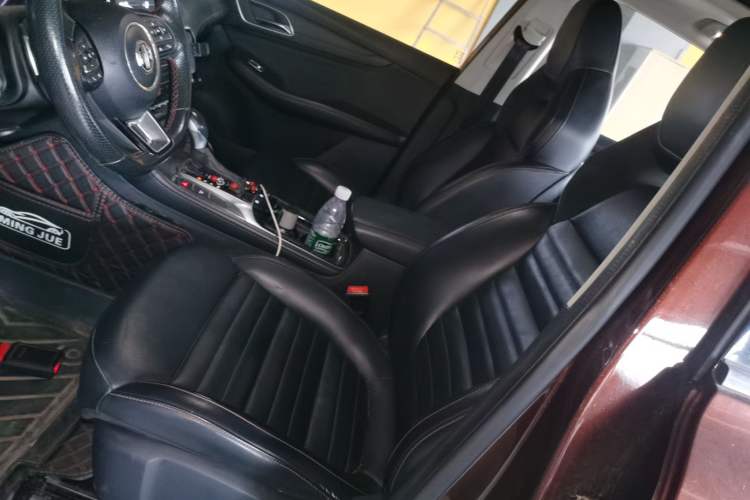Used MG HS 2019 20T Automatic Two-Wheel Drive Trophy Super Sport Version China VI Standard Left Front Seat