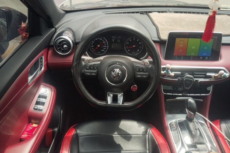 Used MG HS 2019 20T Automatic Two-Wheel Drive Trophy Super Sport Version China VI Standard Steering Wheel
