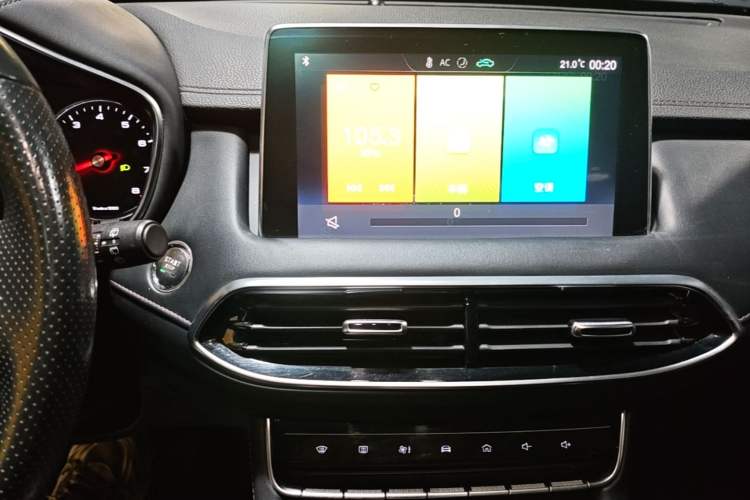 Used MG HS 2019 20T Automatic Two-Wheel Drive Luxury Edition China VI Standard Audio And AC Panel