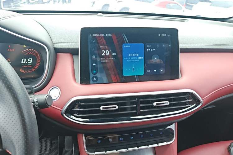 Used MG HS 2019 30T Automatic 2WD Trophy Supreme Edition China VI Standard Audio And AC Panel