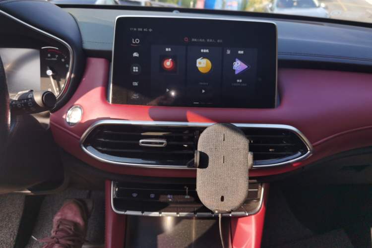 Used MG HS 2019 30T Automatic 2WD Trophy Enhanced Version China VI Standard Audio And AC Panel