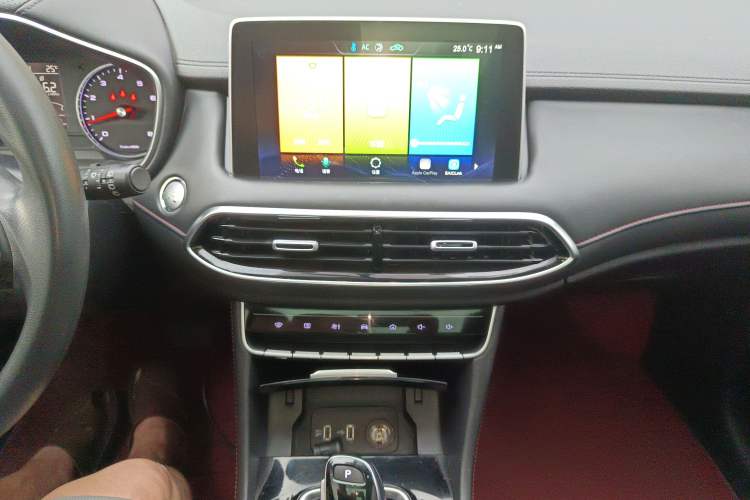 Used MG HS 2019 20T Automatic Two-Wheel Drive Luxury Edition China VI Standard Audio And AC Panel