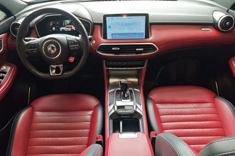 Used MG HS 2019 30T Automatic 2WD Trophy Supreme Edition China VI Standard Center Console
