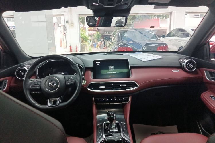 Used MG HS 2019 30T Automatic 2WD Trophy Enhanced Version China VI Standard Center Console