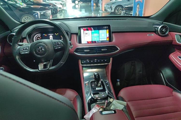 Used MG HS 2019 30T Automatic 2WD Trophy Enhanced Version China VI Standard Center Console