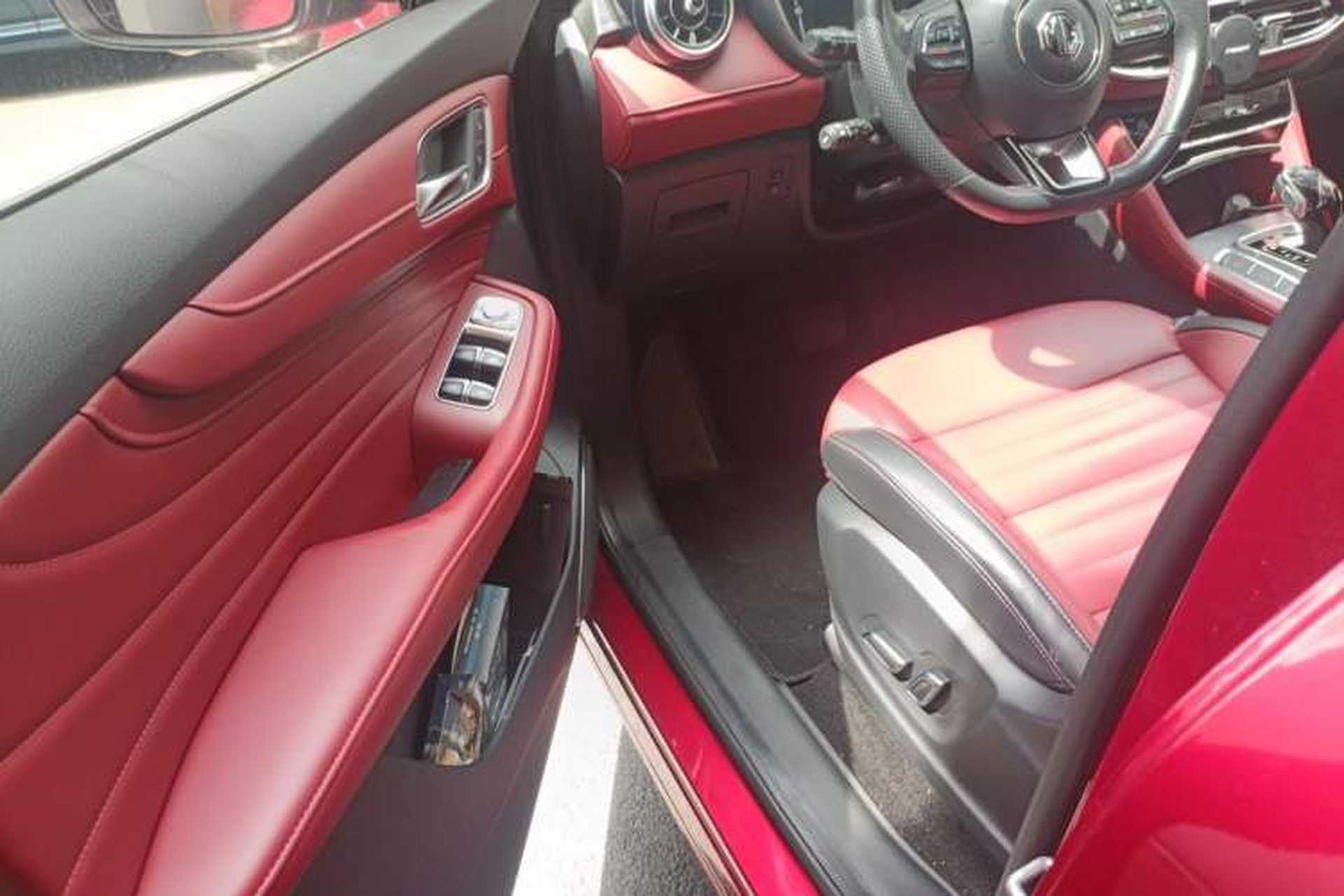 Used MG HS 2019 30T Automatic 2WD Trophy Enhanced Version China VI Standard Driver Seat