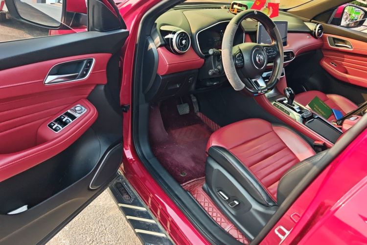 Used MG HS 2019 30T Automatic 2WD Trophy Enhanced Version China VI Standard Driver Seat