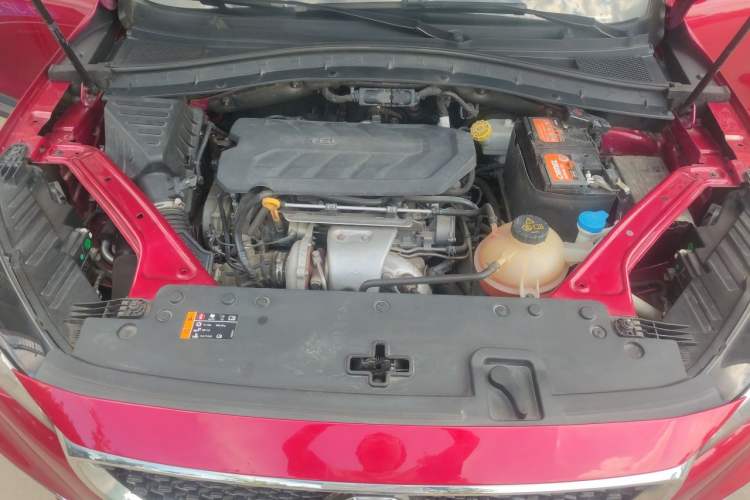 Used MG HS 2019 30T Automatic 2WD Trophy Enhanced Version China VI Standard Engine Bay