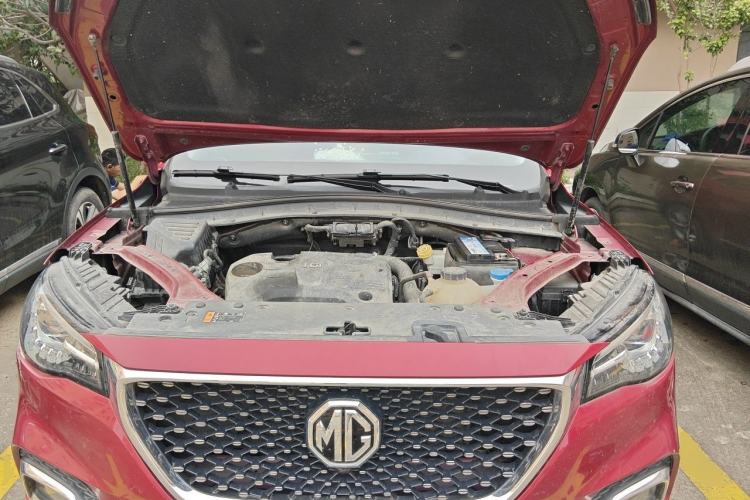 Used MG HS 2019 20T Automatic Two-Wheel Drive Trophy Super Sport Version China VI Standard Engine Bay