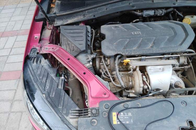 Used MG HS 2019 30T Automatic 2WD Trophy Supreme Edition China VI Standard Engine Bay Right