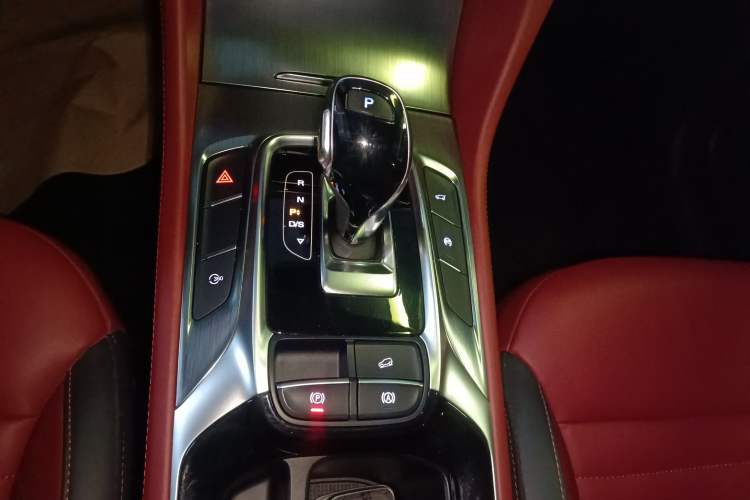 Used MG HS 2019 30T Automatic 2WD Trophy Enhanced Version China VI Standard Gear Lever
