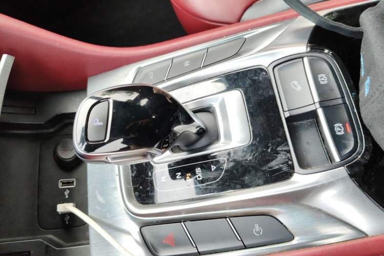 Used MG HS 2019 30T Automatic 2WD Trophy Enhanced Version China VI Standard Gear Lever