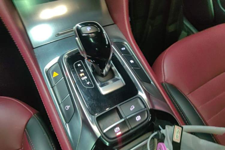 Used MG HS 2019 30T Automatic 2WD Trophy Enhanced Version China VI Standard Gear Lever