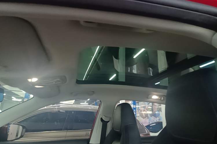 Used MG HS 2019 20T Automatic Two-Wheel Drive Trophy Super Sport Version China VI Standard Headliner
