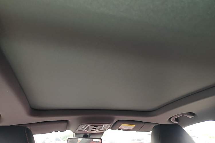 Used MG HS 2019 30T Automatic 2WD Trophy Supreme Edition China VI Standard Headliner