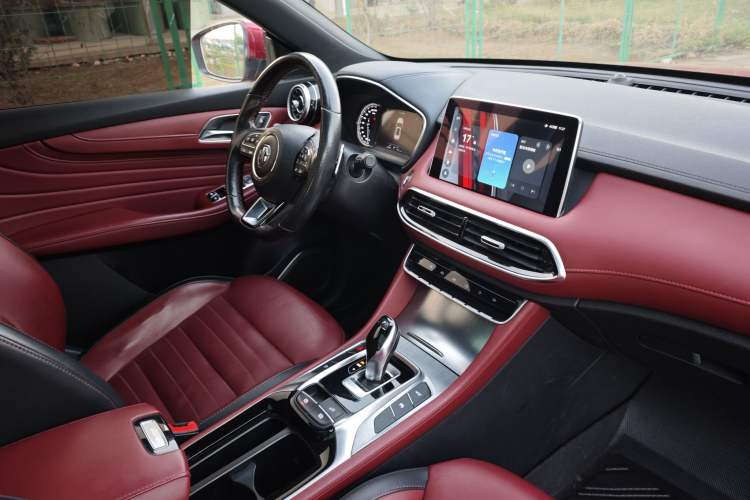 Used MG HS 2019 30T Automatic 2WD Trophy Enhanced Version China VI Standard Interior 1