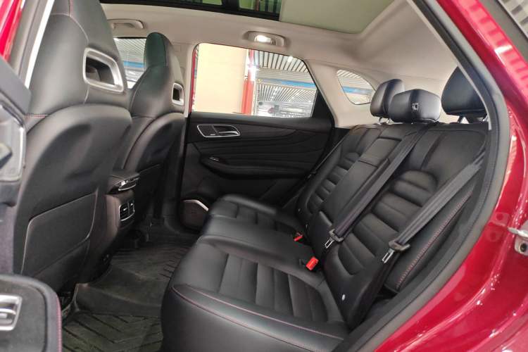 Used MG HS 2019 30T Automatic 2WD Trophy Supreme Edition China VI Standard Interior 1