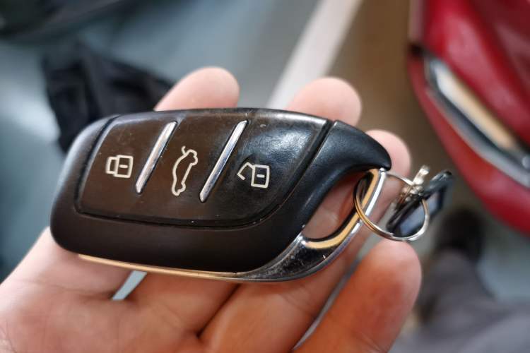 Used MG HS 2019 20T Automatic Two-Wheel Drive Luxury Edition China VI Standard Interior 1