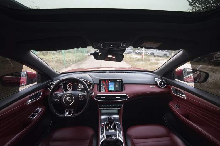 Used MG HS 2019 30T Automatic 2WD Trophy Enhanced Version China VI Standard Interior 2